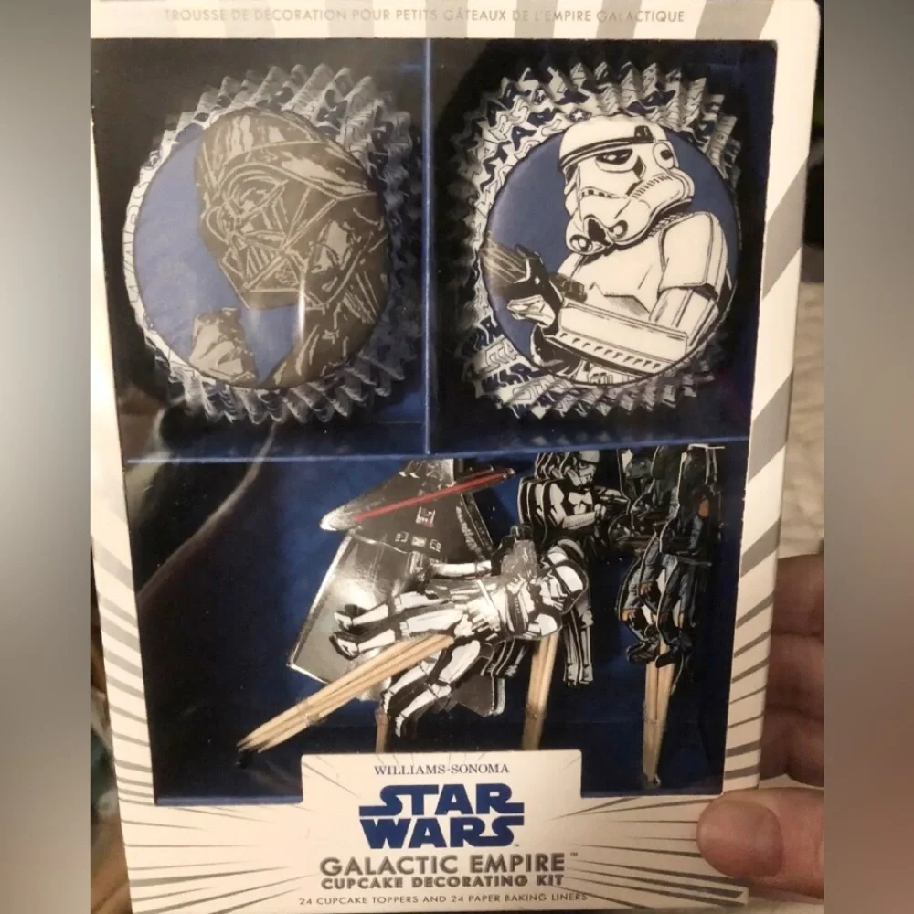 Stars Wars cupcake Decorating kits + YODA heads XMAS Lights RARE collectibles